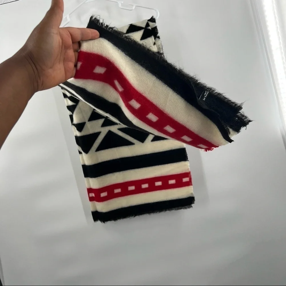 Le Luxe striped scarf acrylic cream black red
